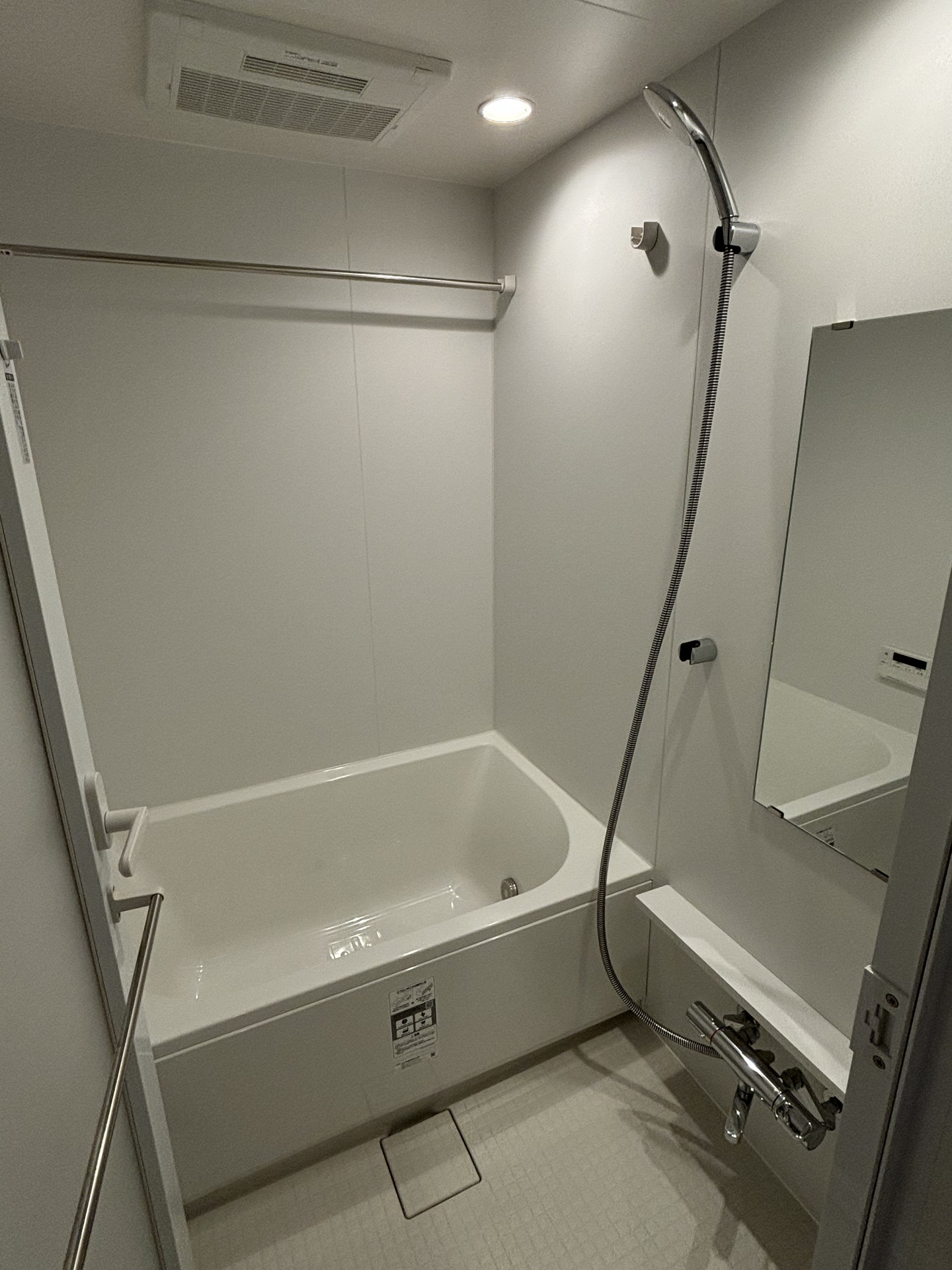 シャワールーム