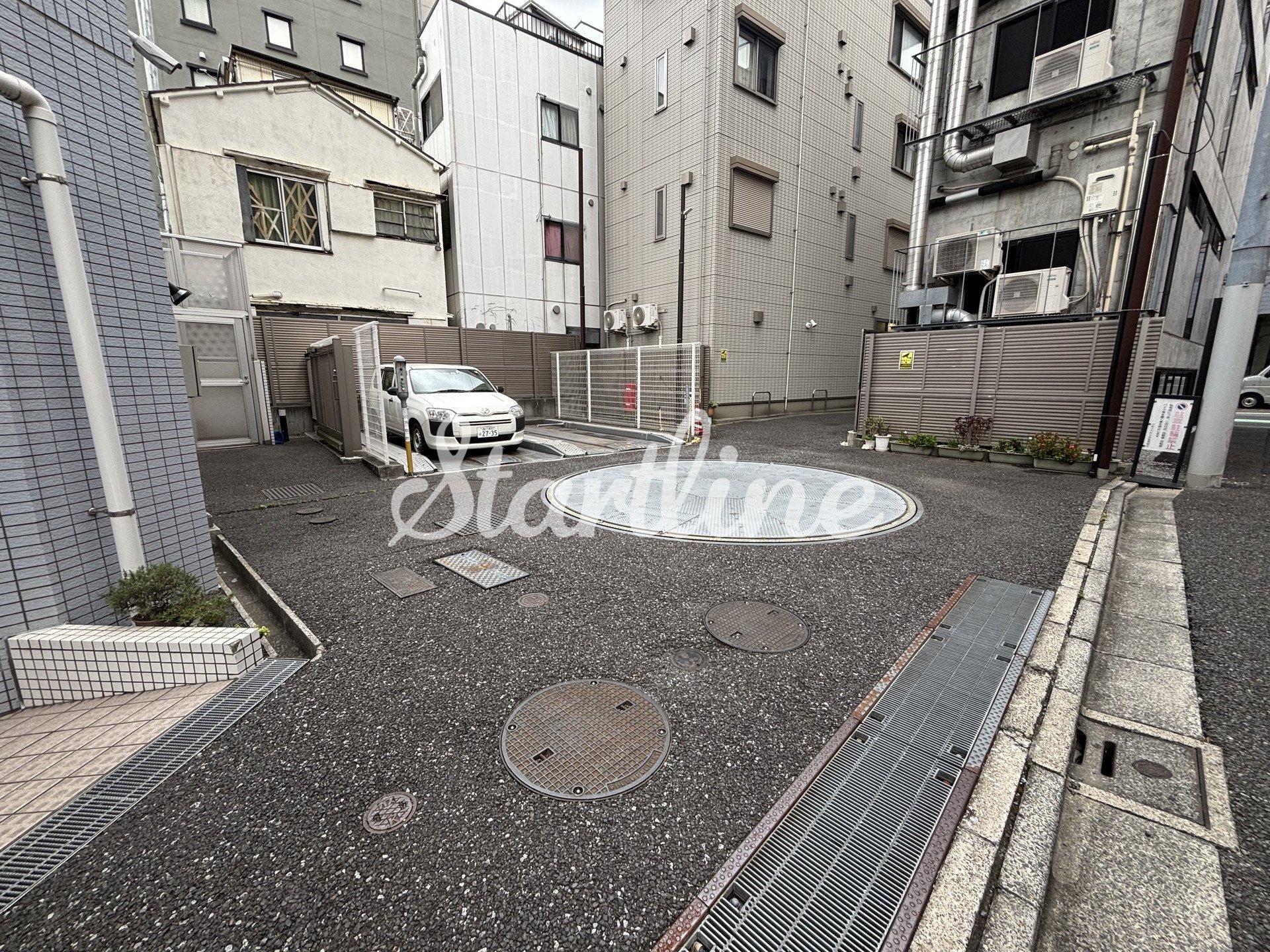 駐車場