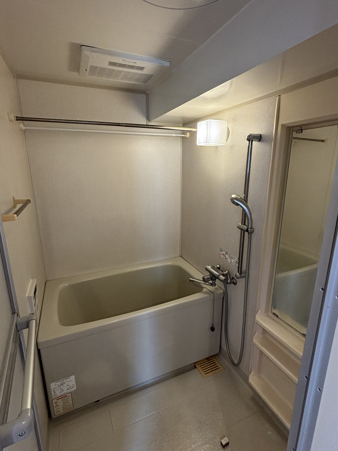 シャワールーム
