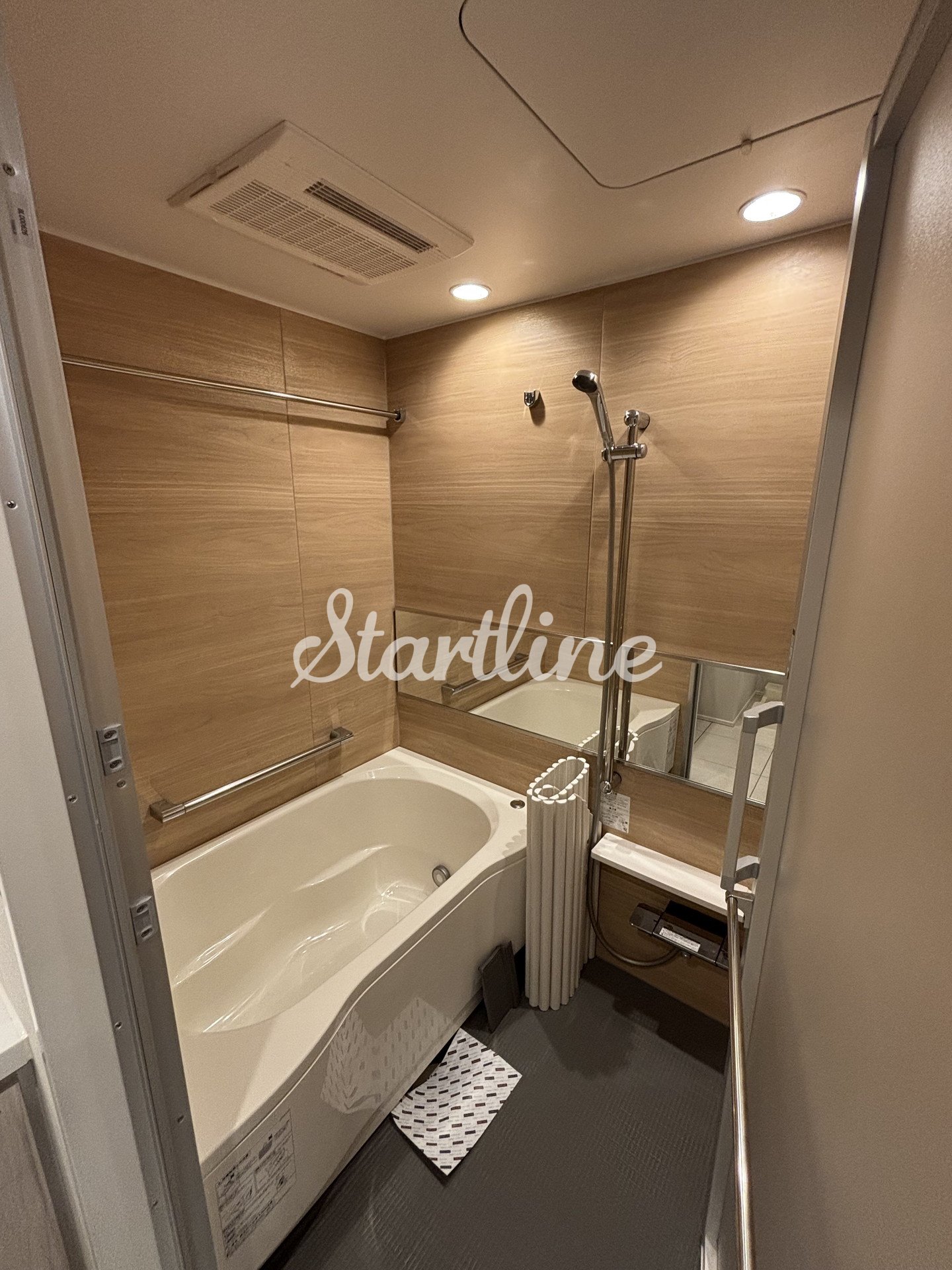 シャワールーム