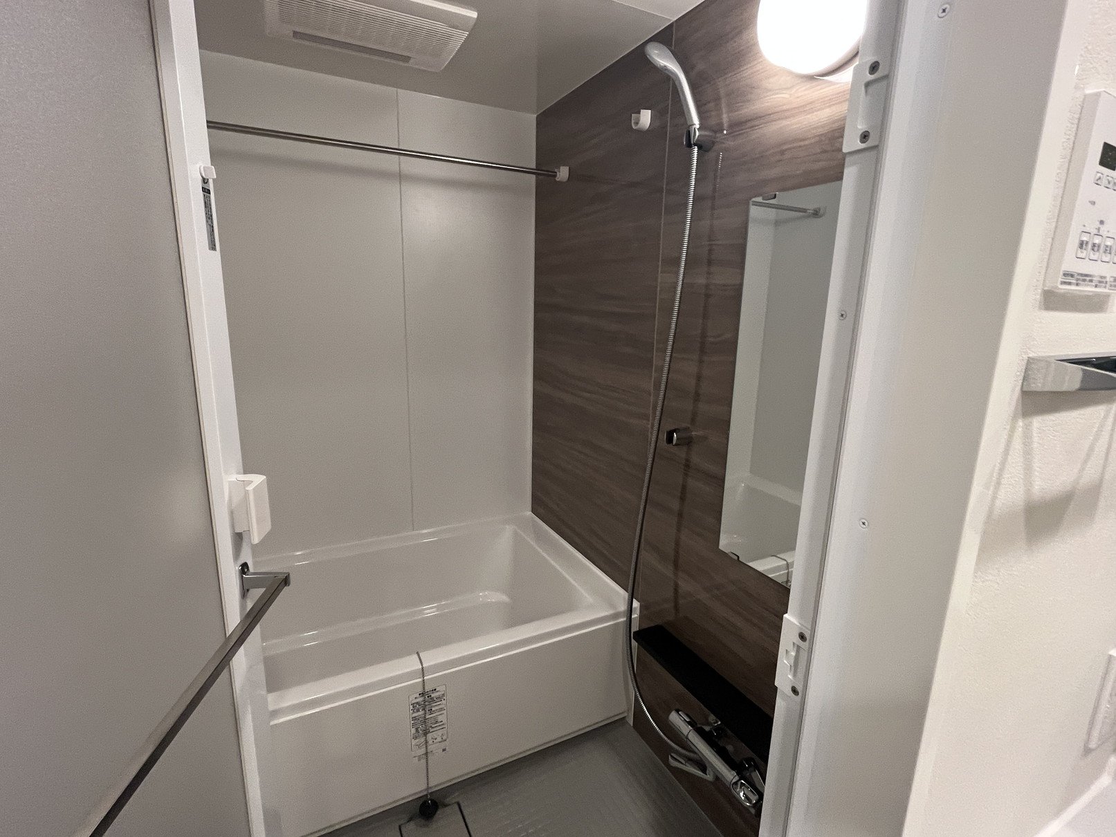 シャワールーム