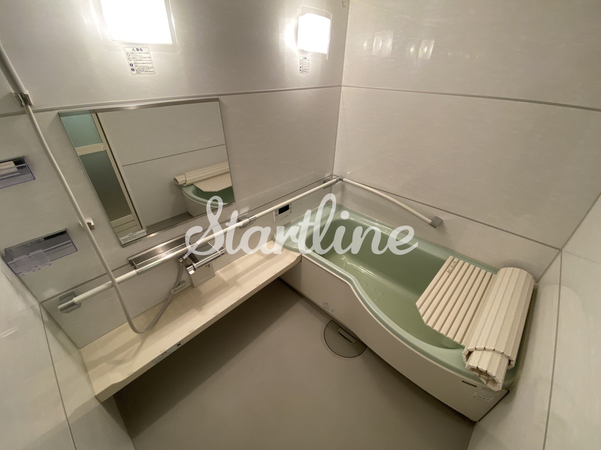 シャワールーム