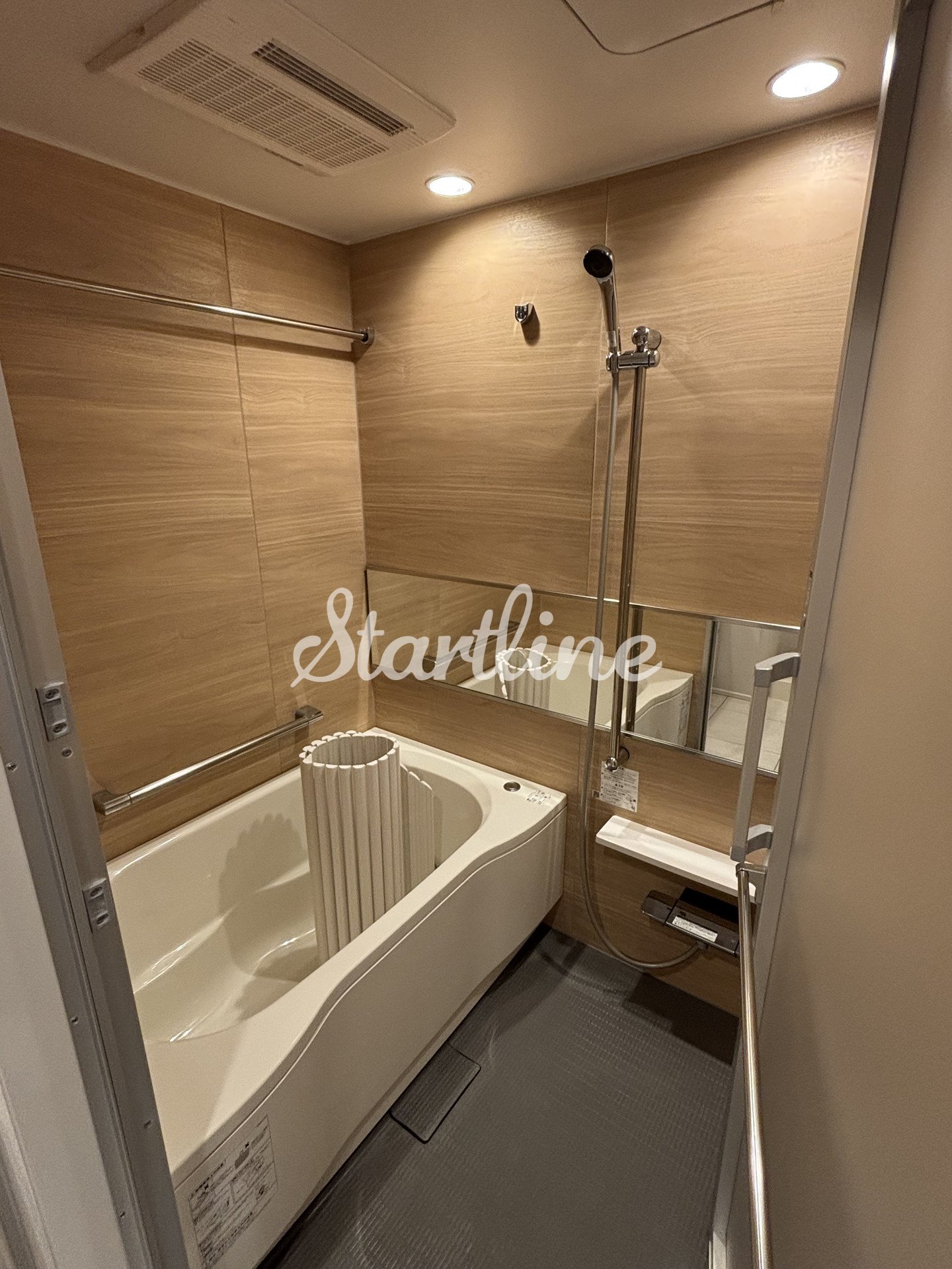 シャワールーム