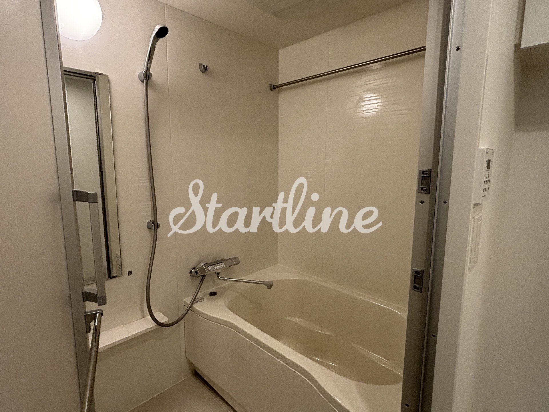 シャワールーム