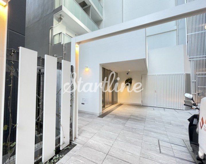 建物エントランス