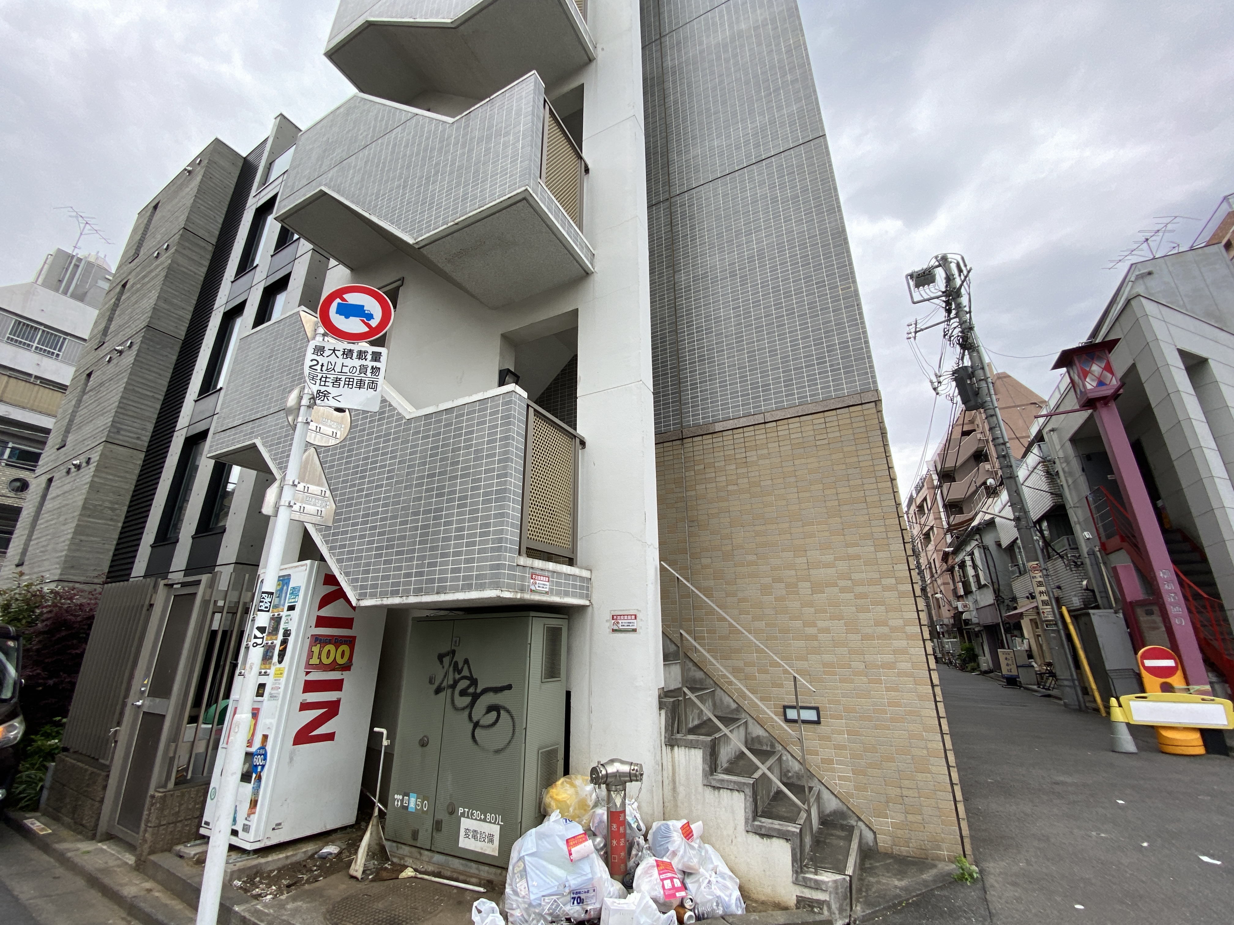建物外観