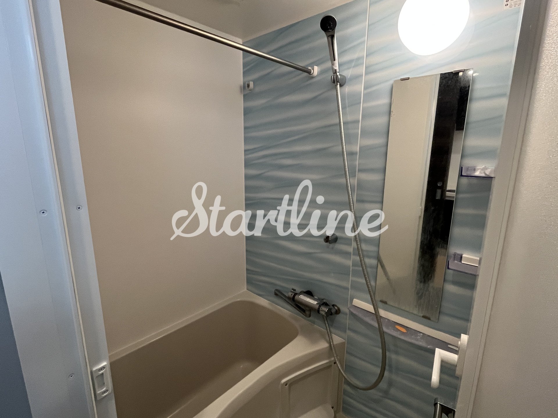 シャワールーム