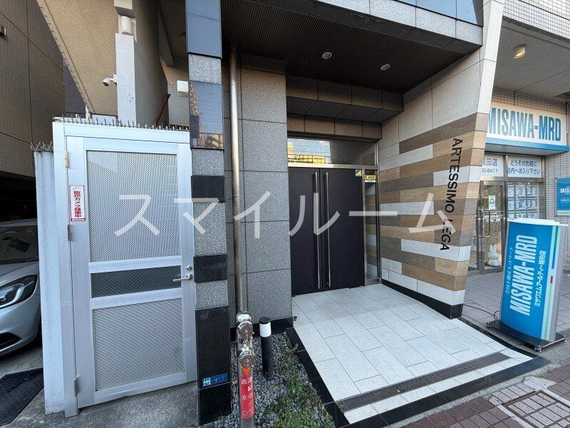 建物エントランス