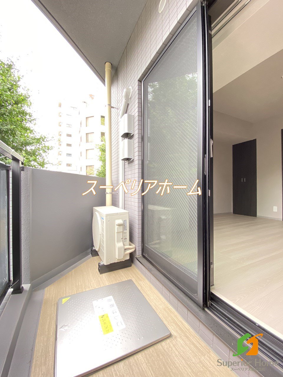 バルコニー