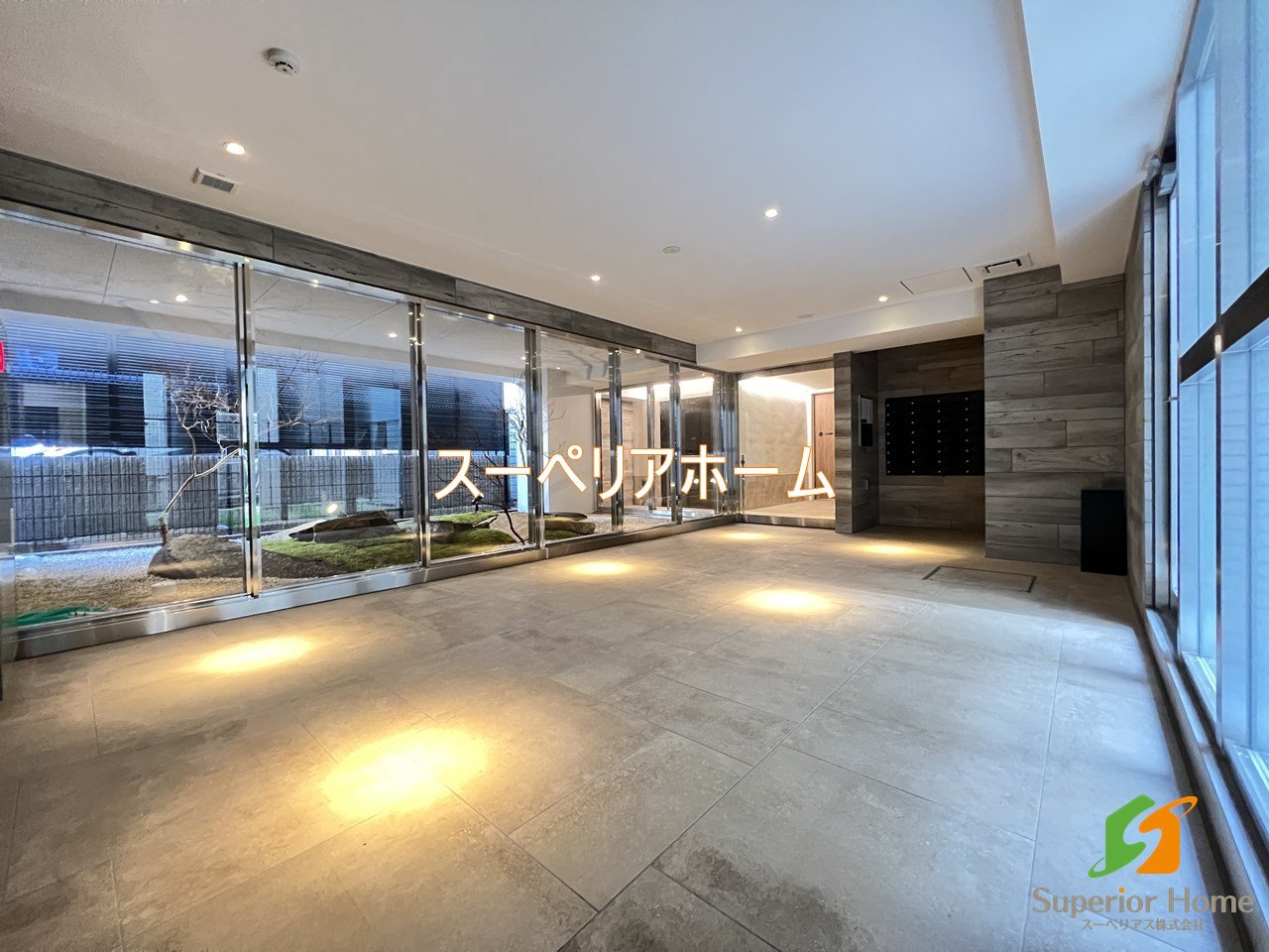 建物エントランス