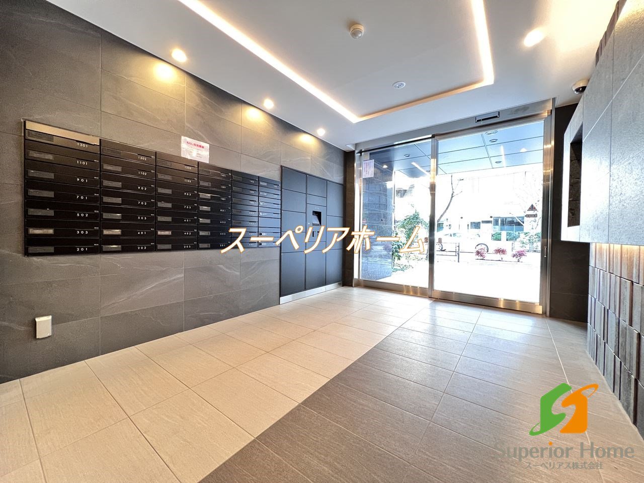 建物エントランス