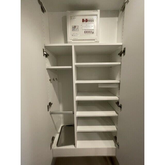 収納