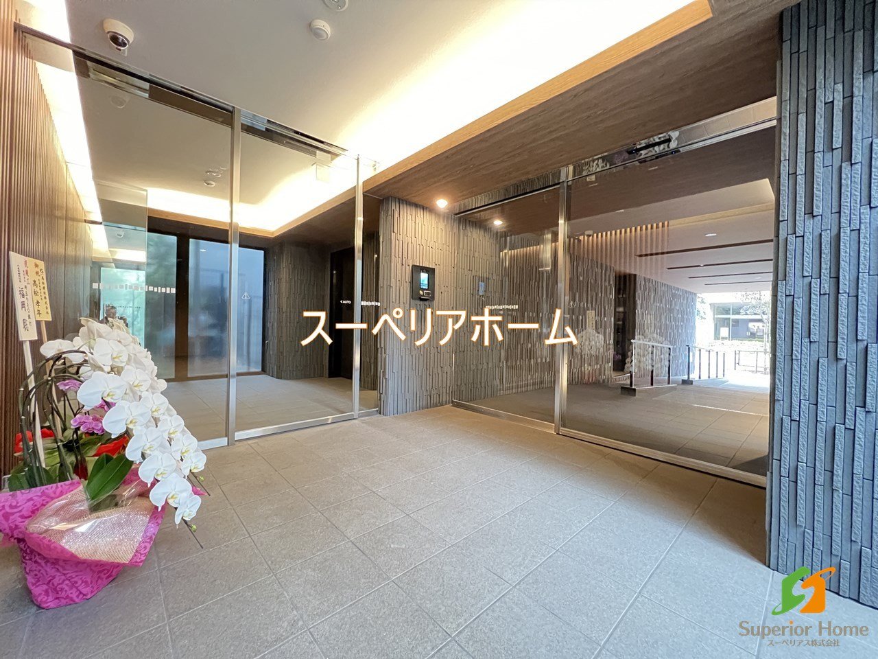 建物エントランス