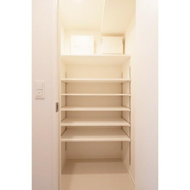 収納
