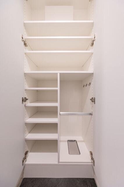 収納