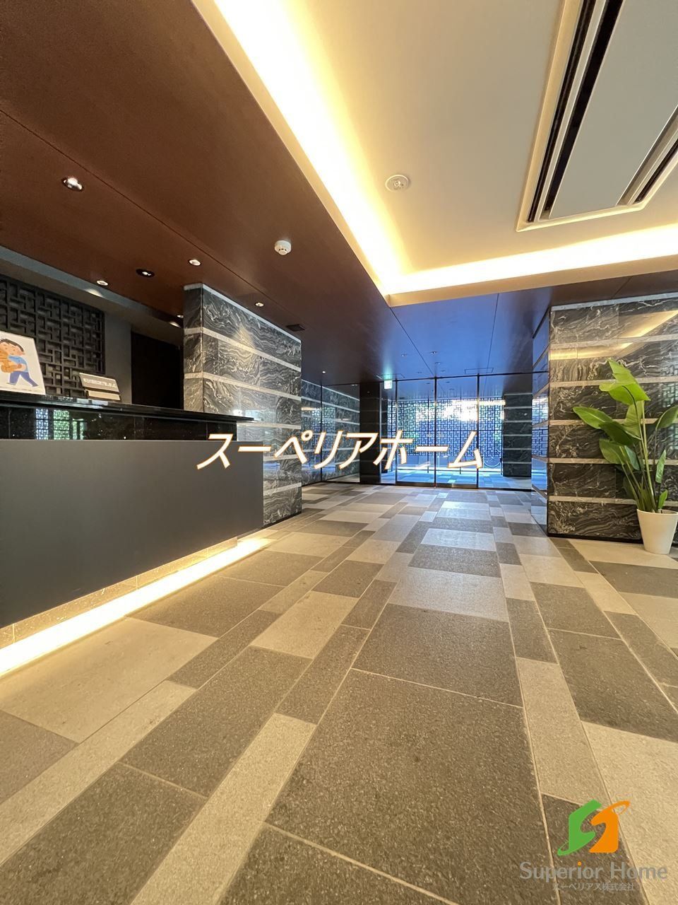 建物エントランス