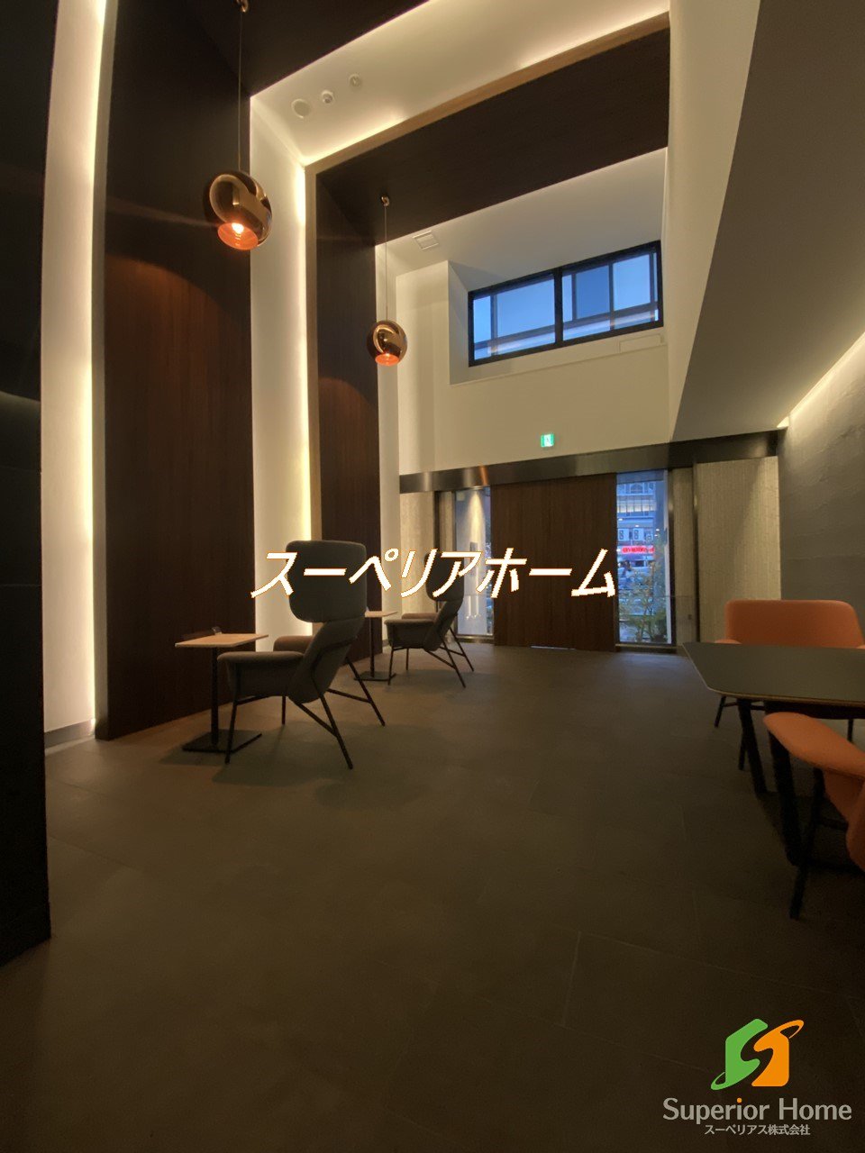 建物エントランス