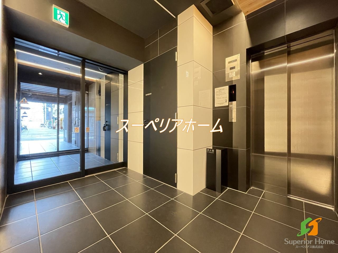 建物エントランス