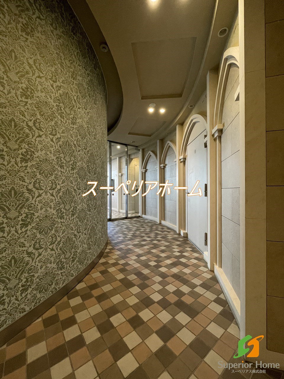 建物エントランス