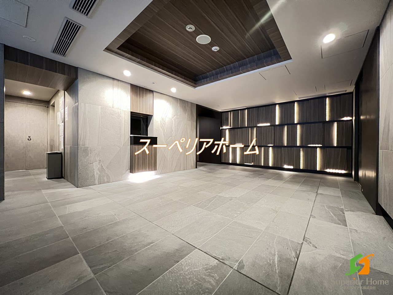 建物エントランス