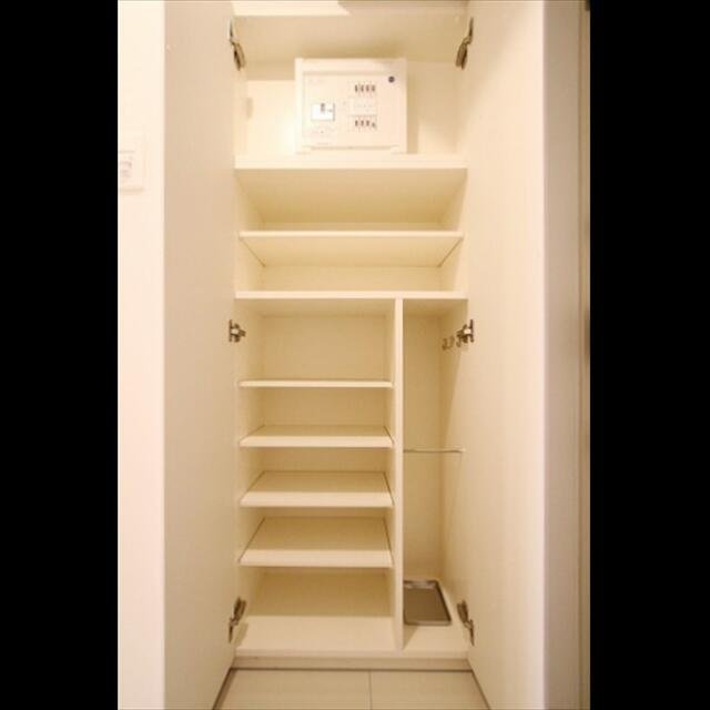 収納