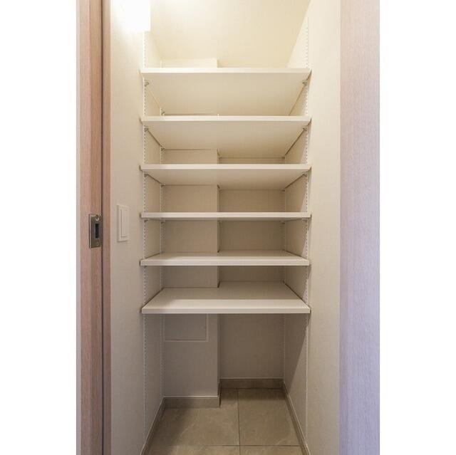 収納