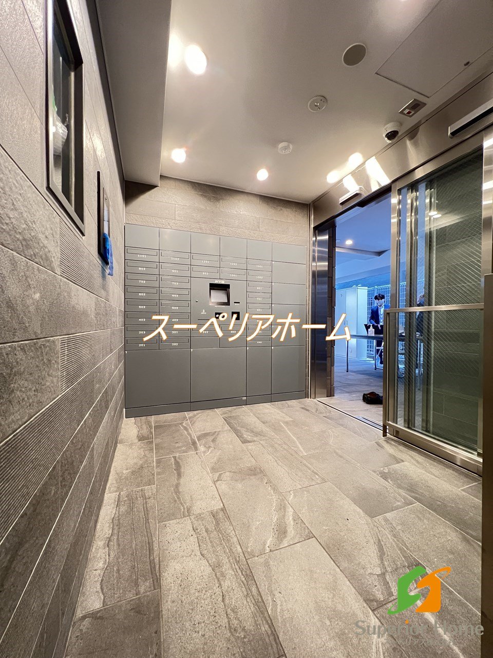 建物エントランス