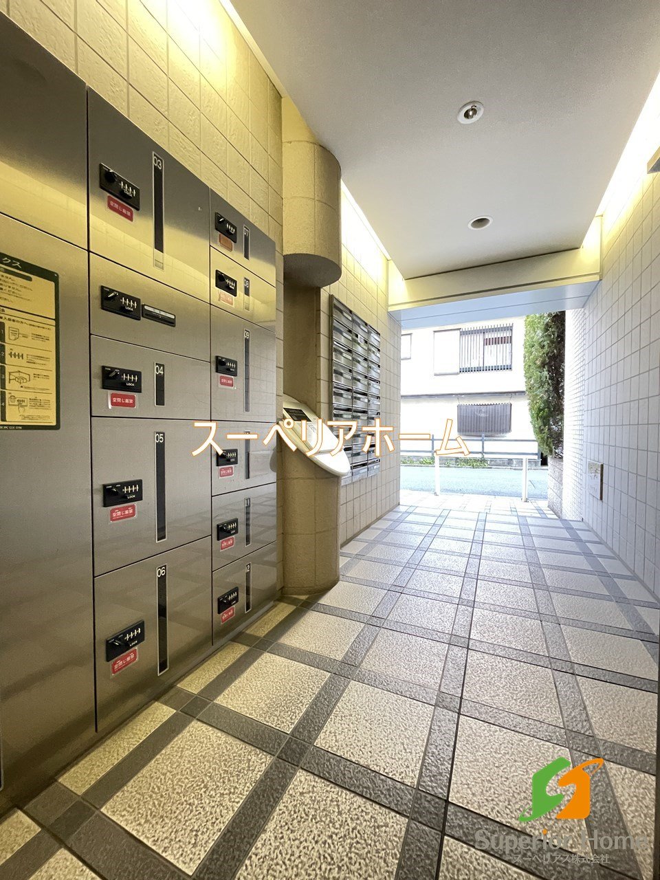 建物エントランス