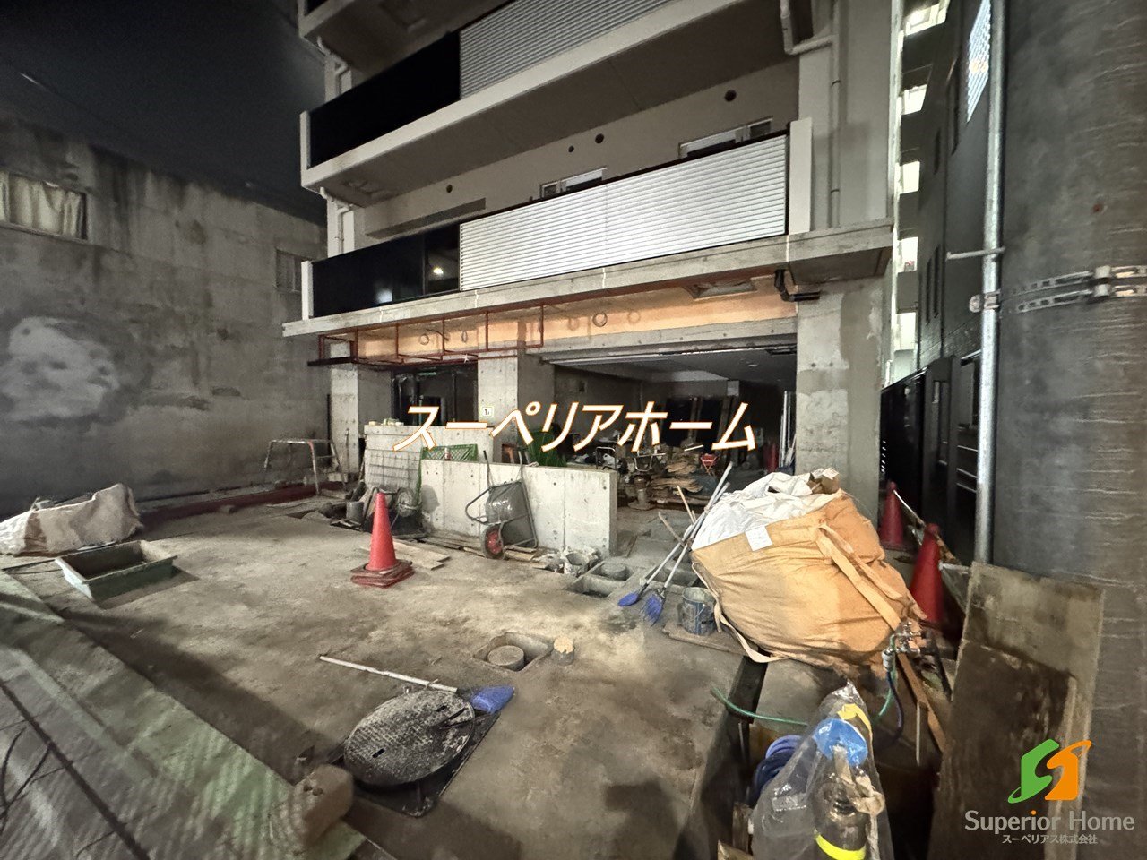 建物エントランス