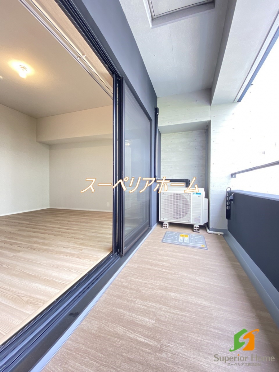 バルコニー