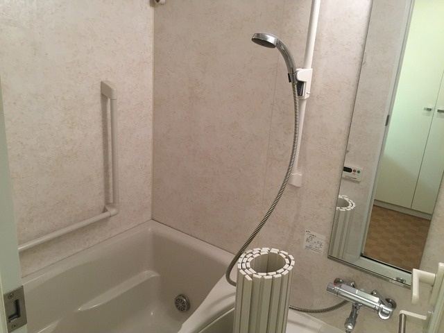 シャワールーム