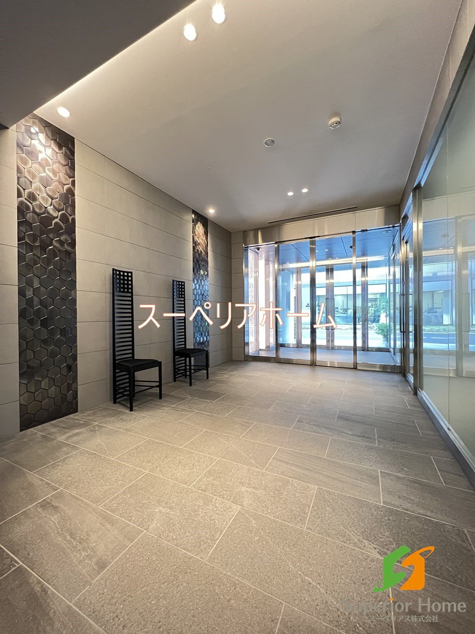 建物エントランス