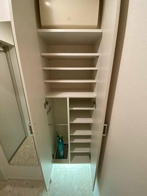 収納