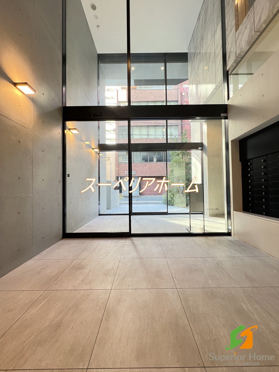 建物エントランス