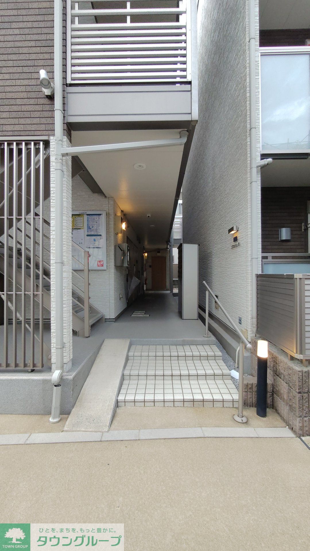 建物エントランス