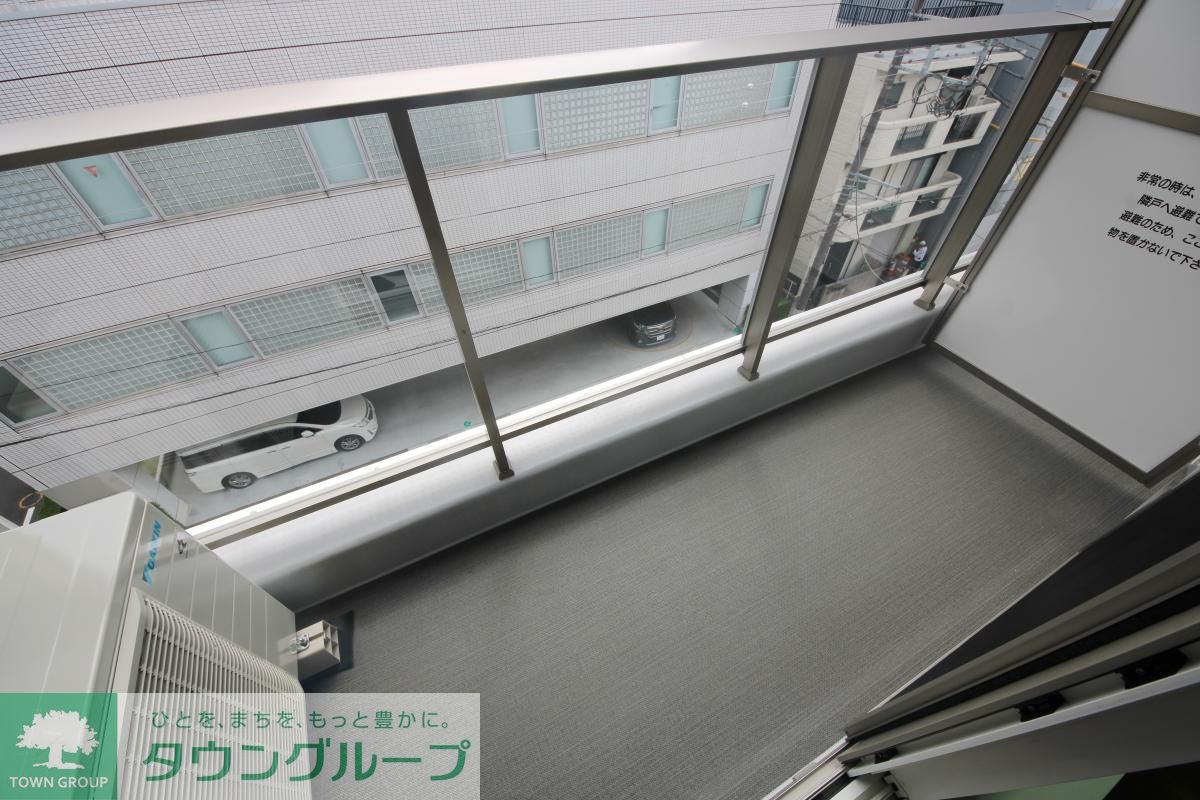 バルコニー
