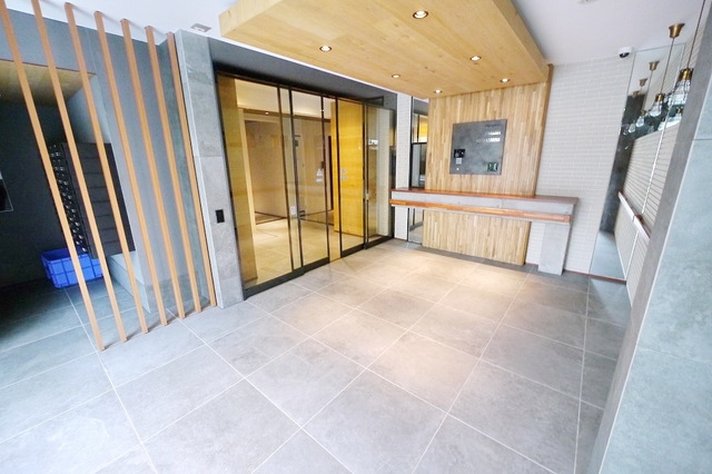 建物エントランス