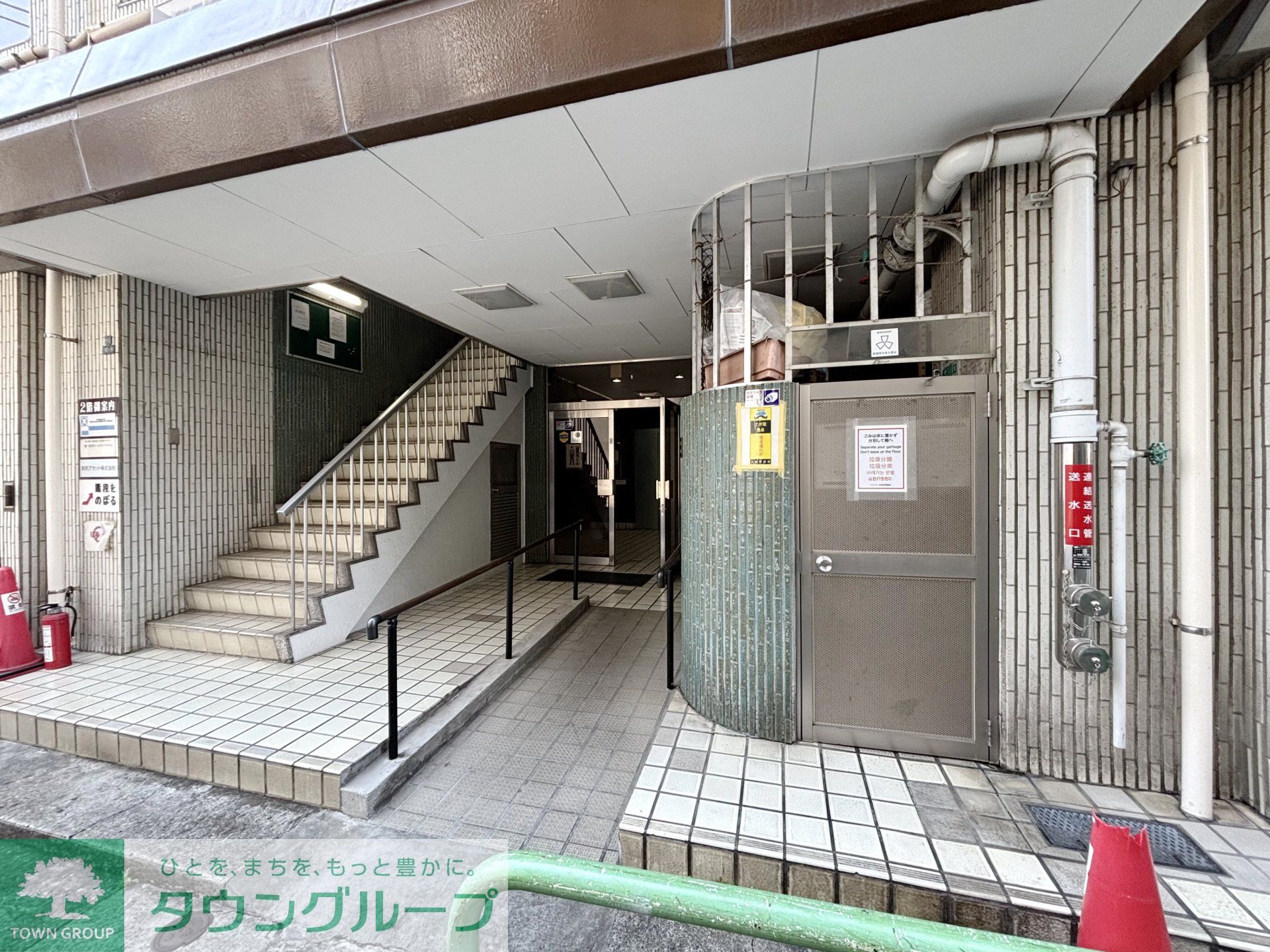 建物エントランス