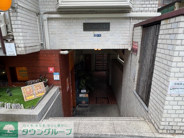 建物エントランス