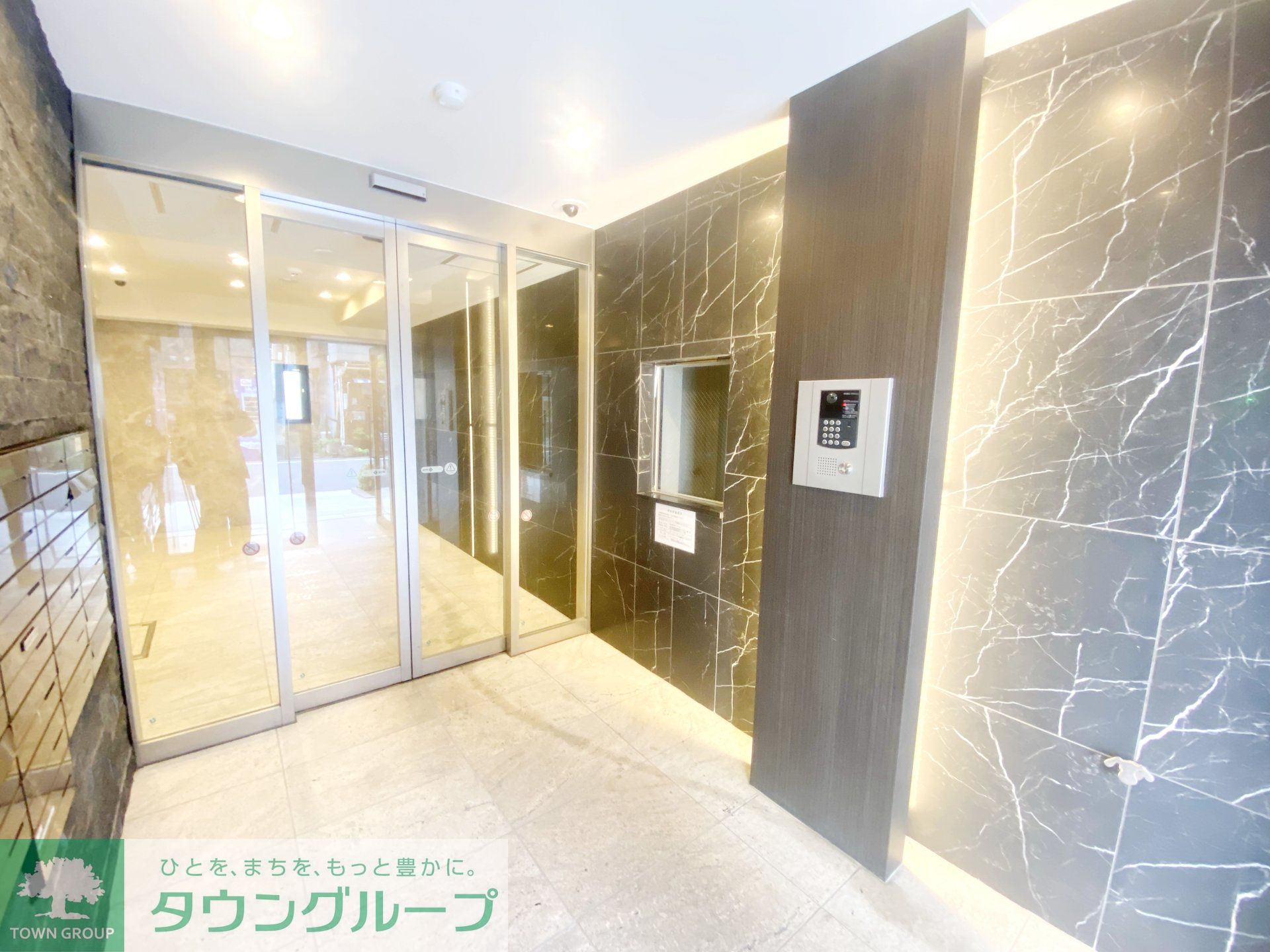 建物エントランス