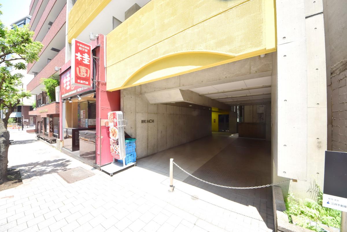 建物エントランス