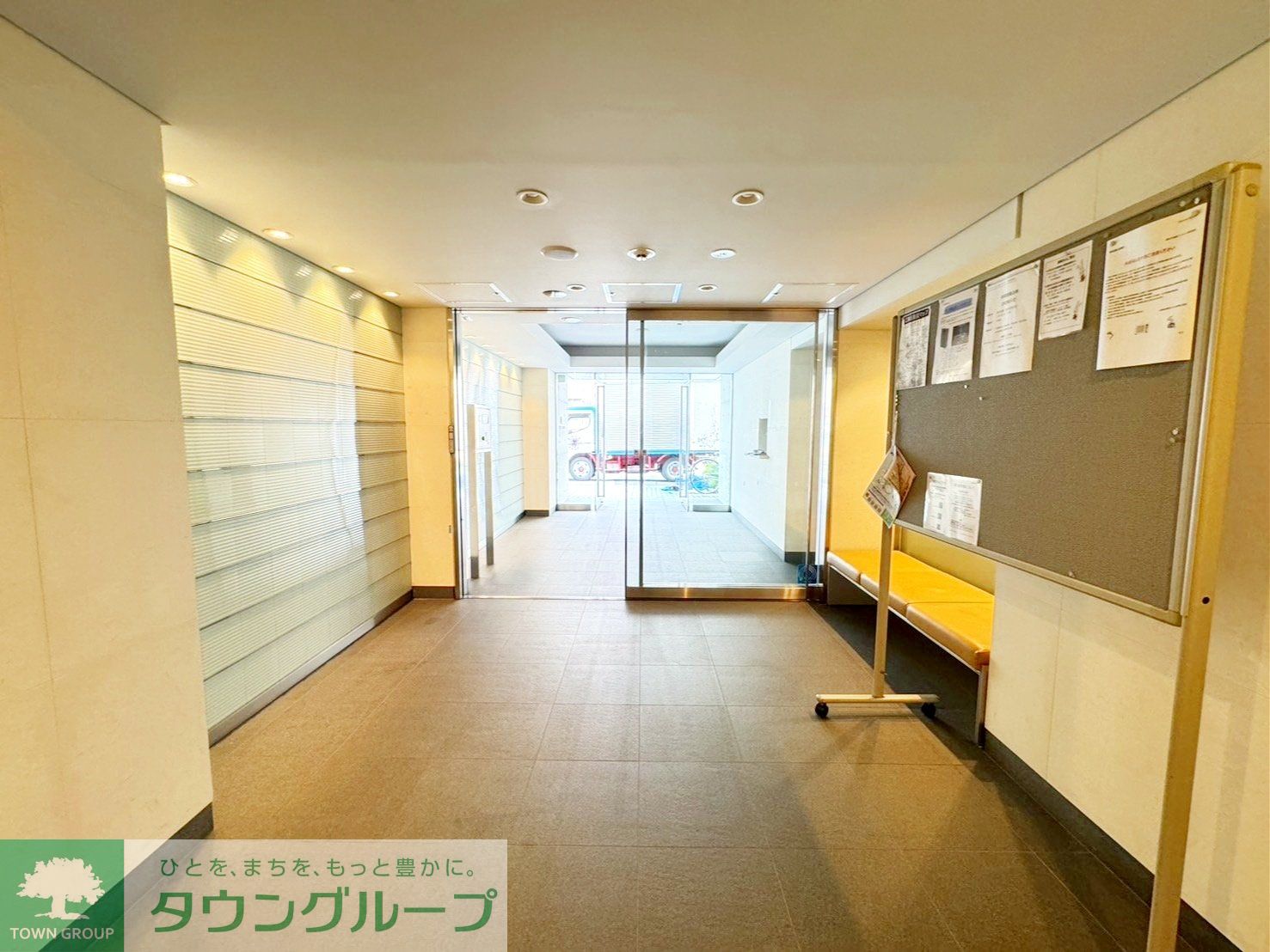 建物エントランス