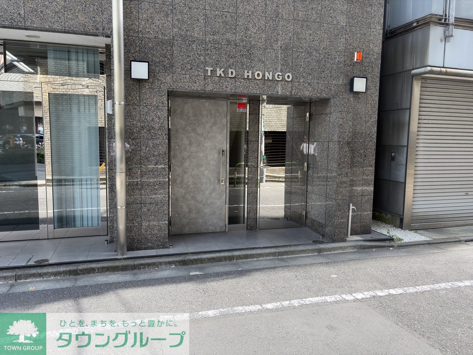 建物エントランス