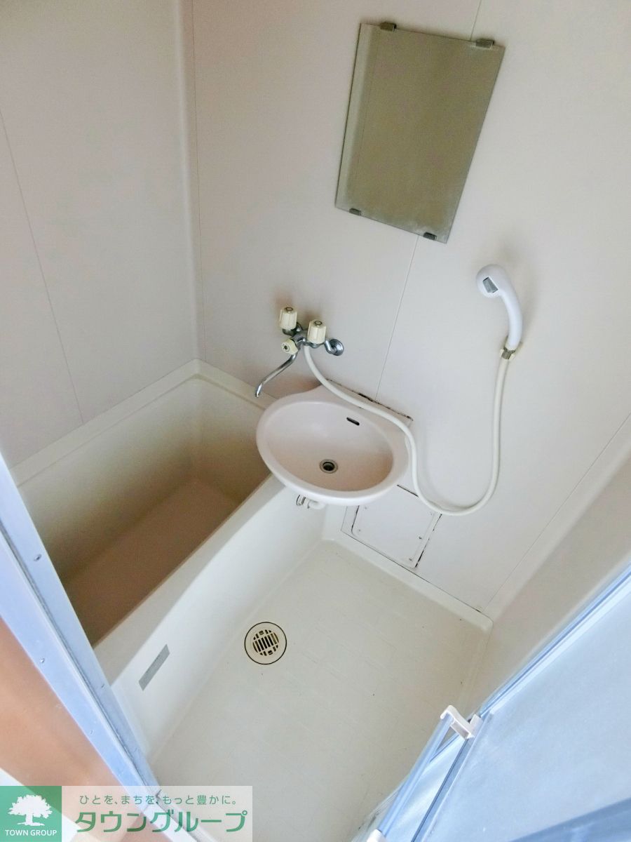 シャワールーム