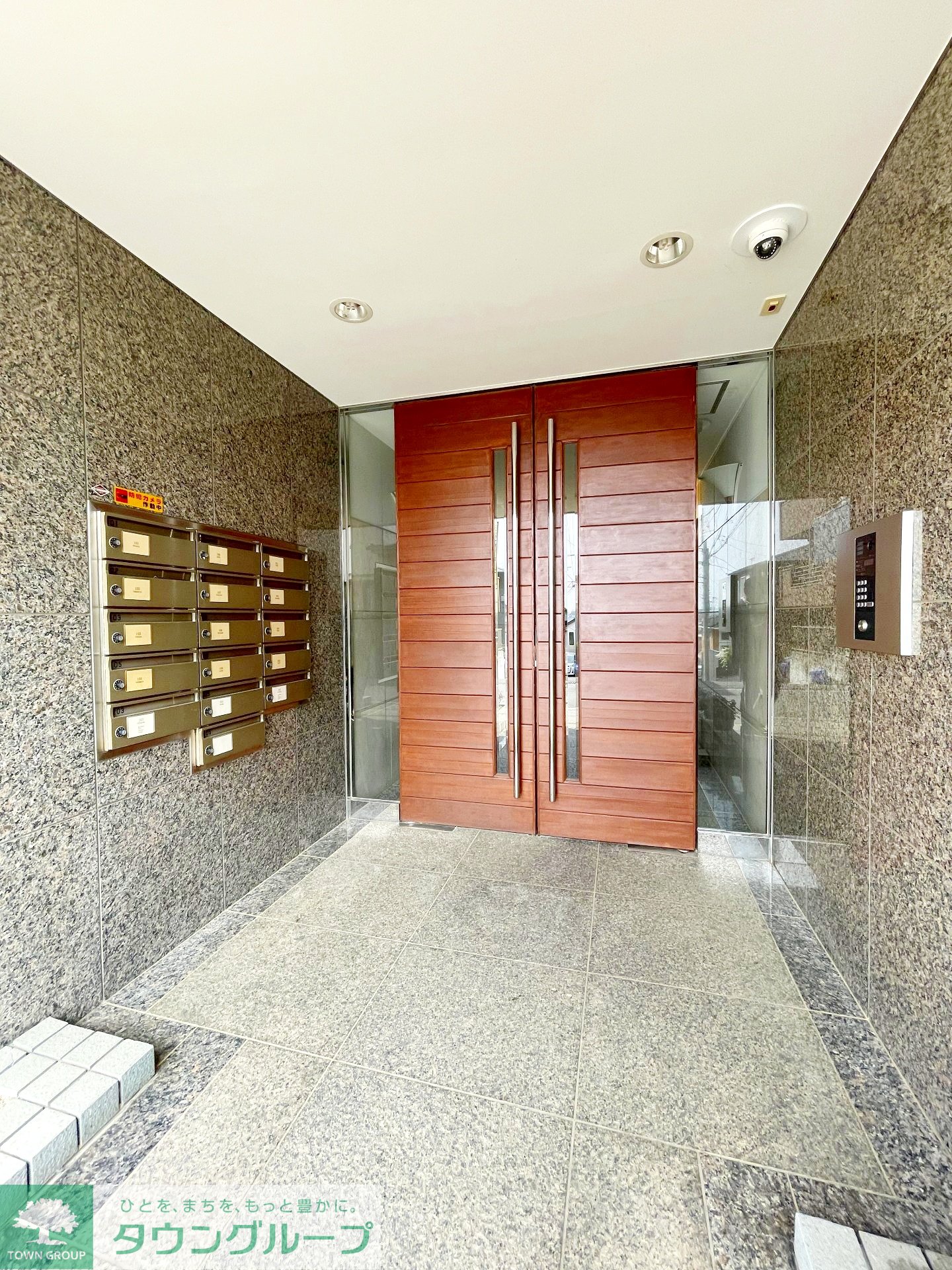 建物エントランス