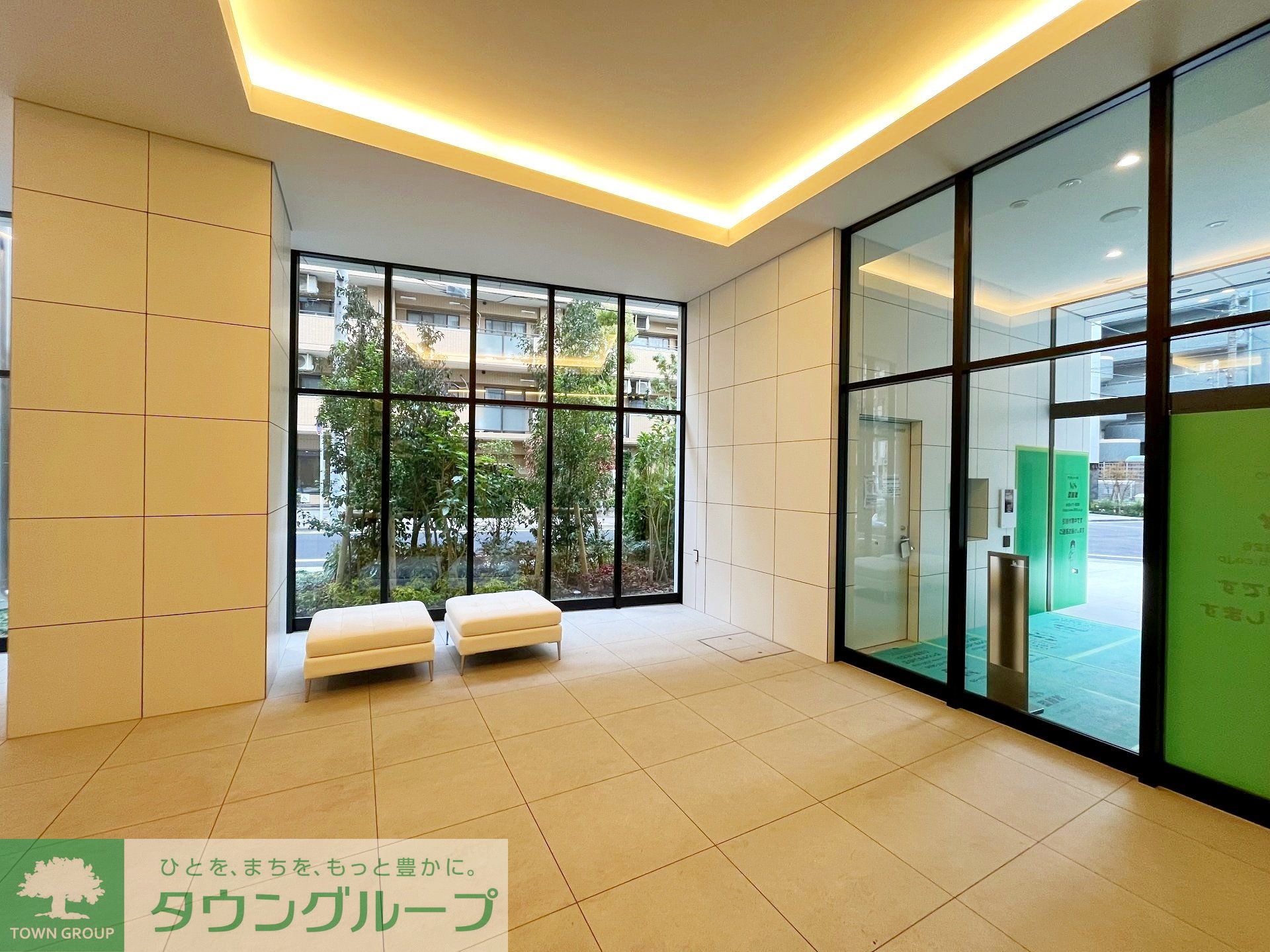 建物エントランス