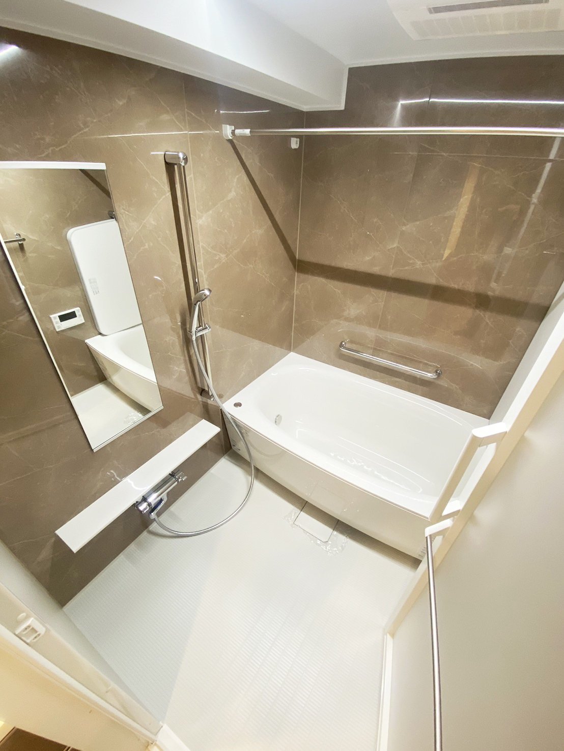 シャワールーム