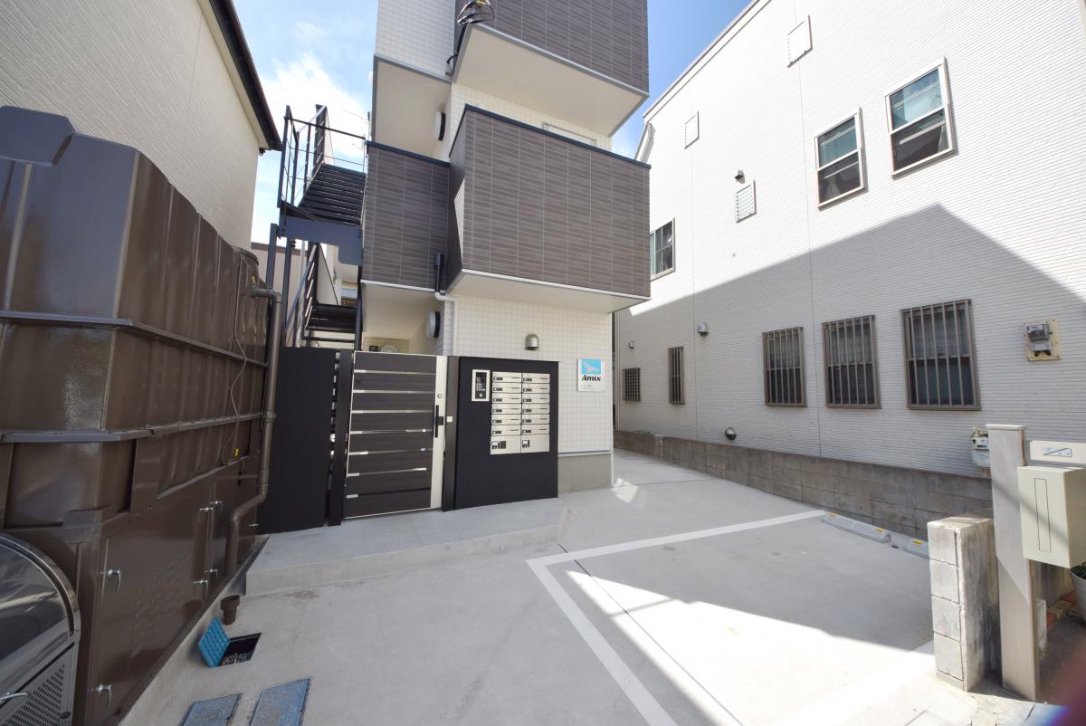 建物エントランス