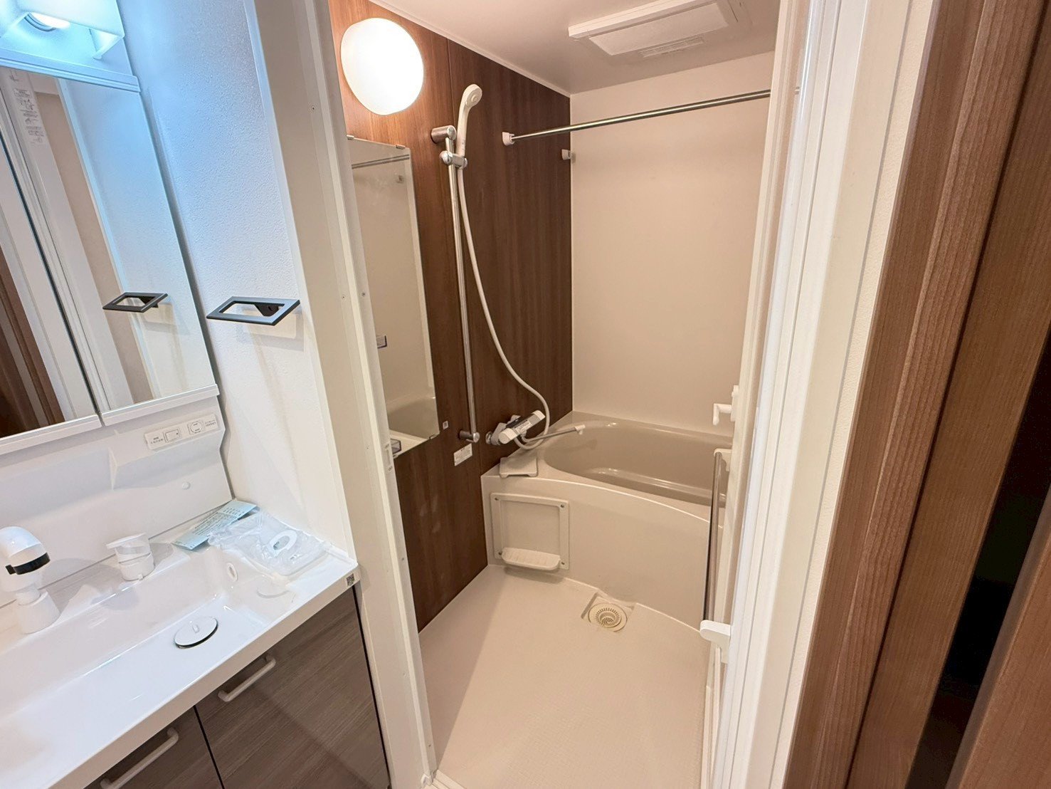 シャワールーム