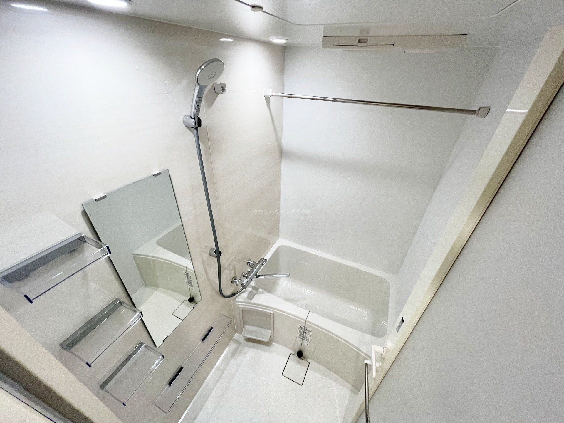 シャワールーム